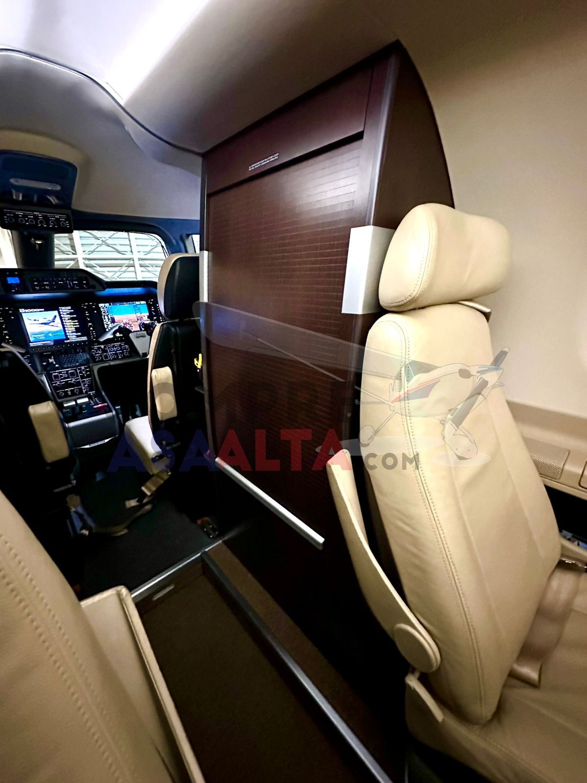 EMBRAER PHENOM 100 2011