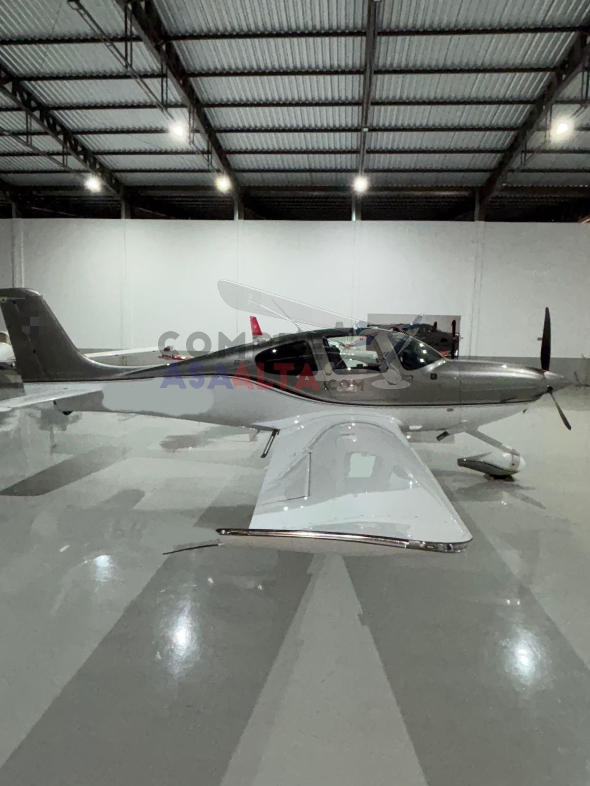 CIRRUS SR22 GTS 2019