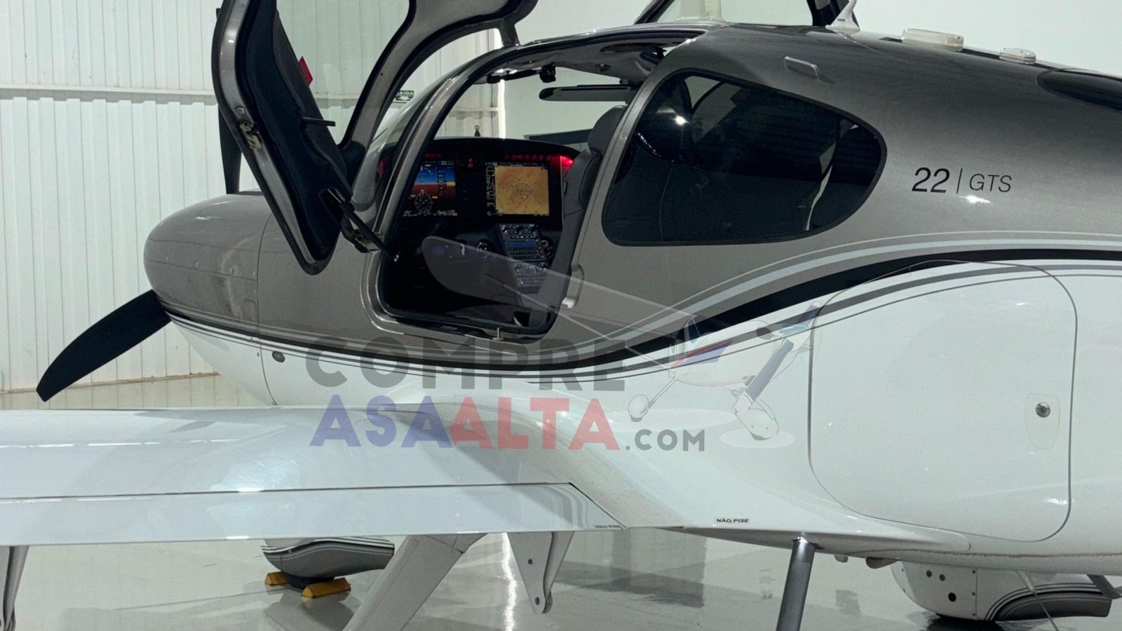 CIRRUS SR22 GTS 2019