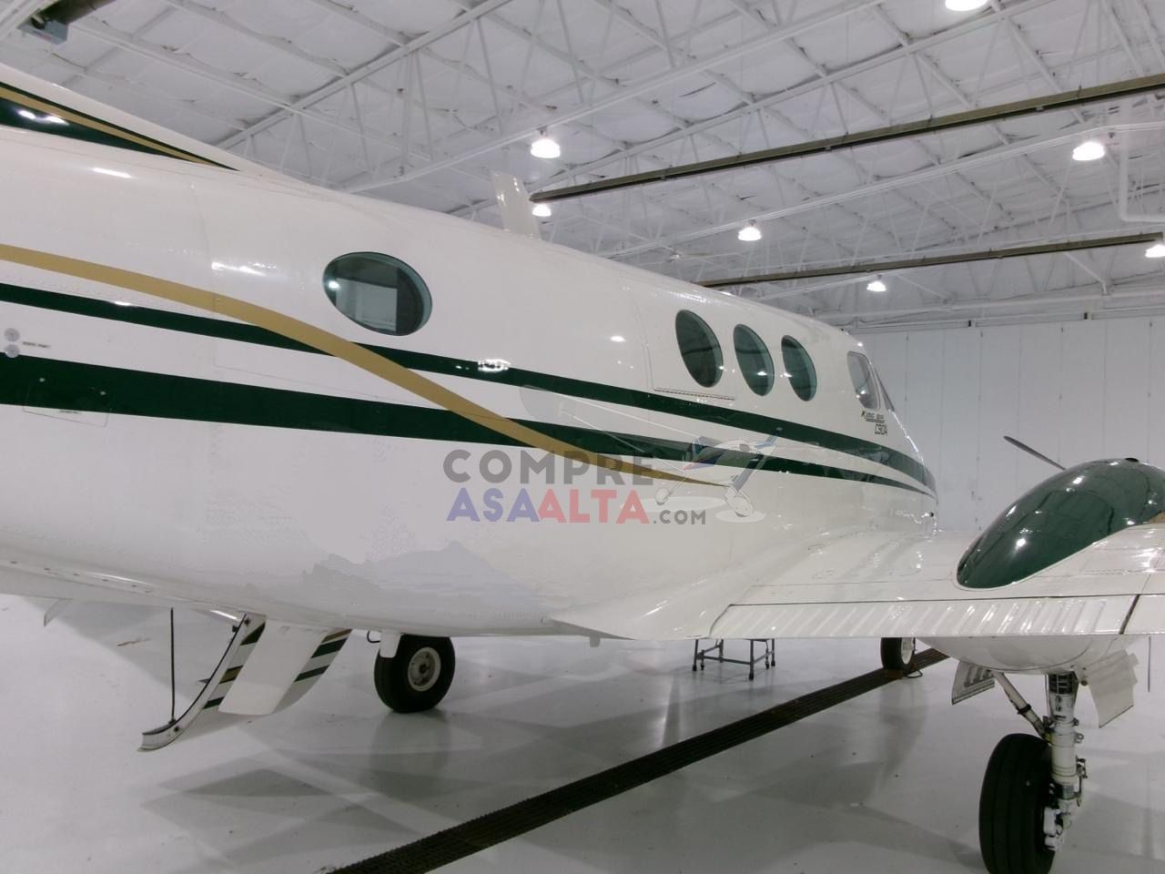 BEECHCRAFT KING AIR C90 JAGUAR 1988