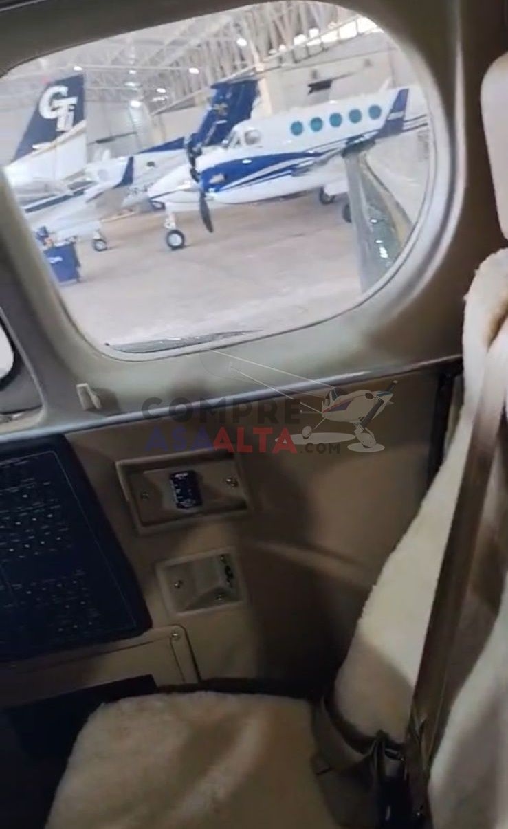 BEECHCRAFT KING AIR C90 JAGUAR 1988