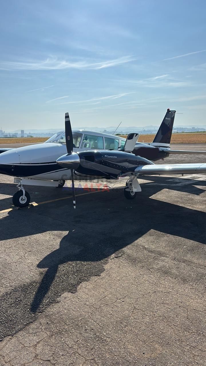 PIPER TWIN COMANCHE 1966