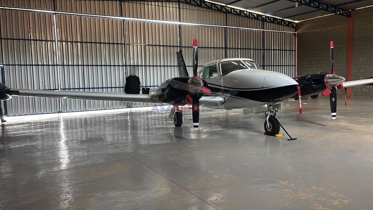 PIPER TWIN COMANCHE 1966