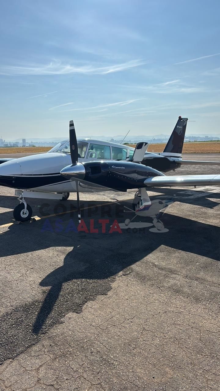 PIPER TWIN COMANCHE 1966