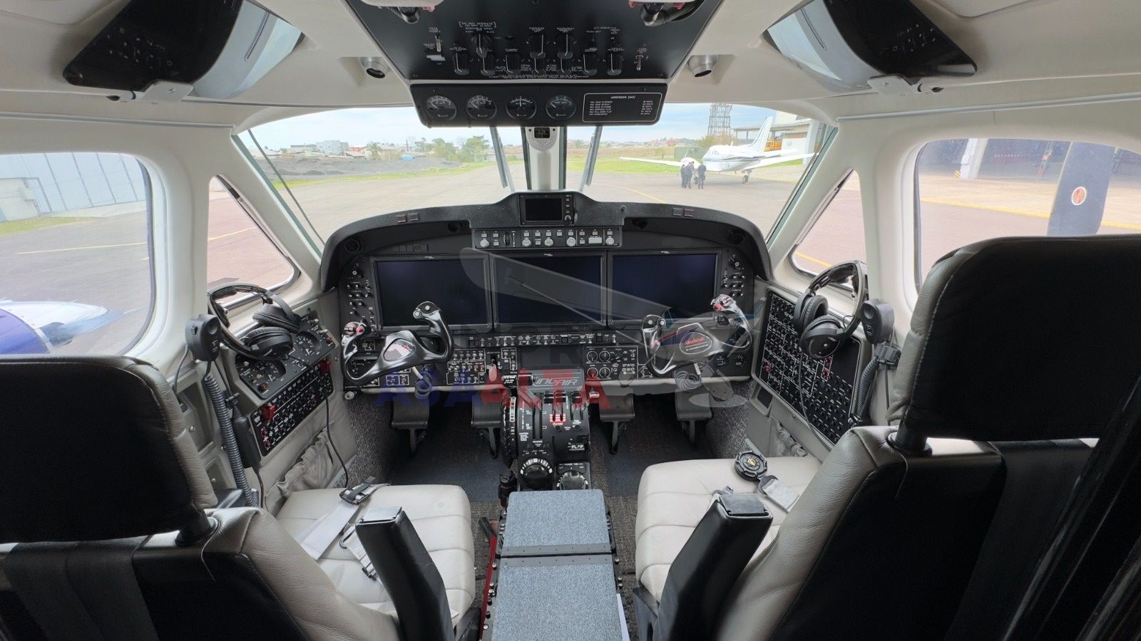 BEECHCRAFT KING AIR 260 2022