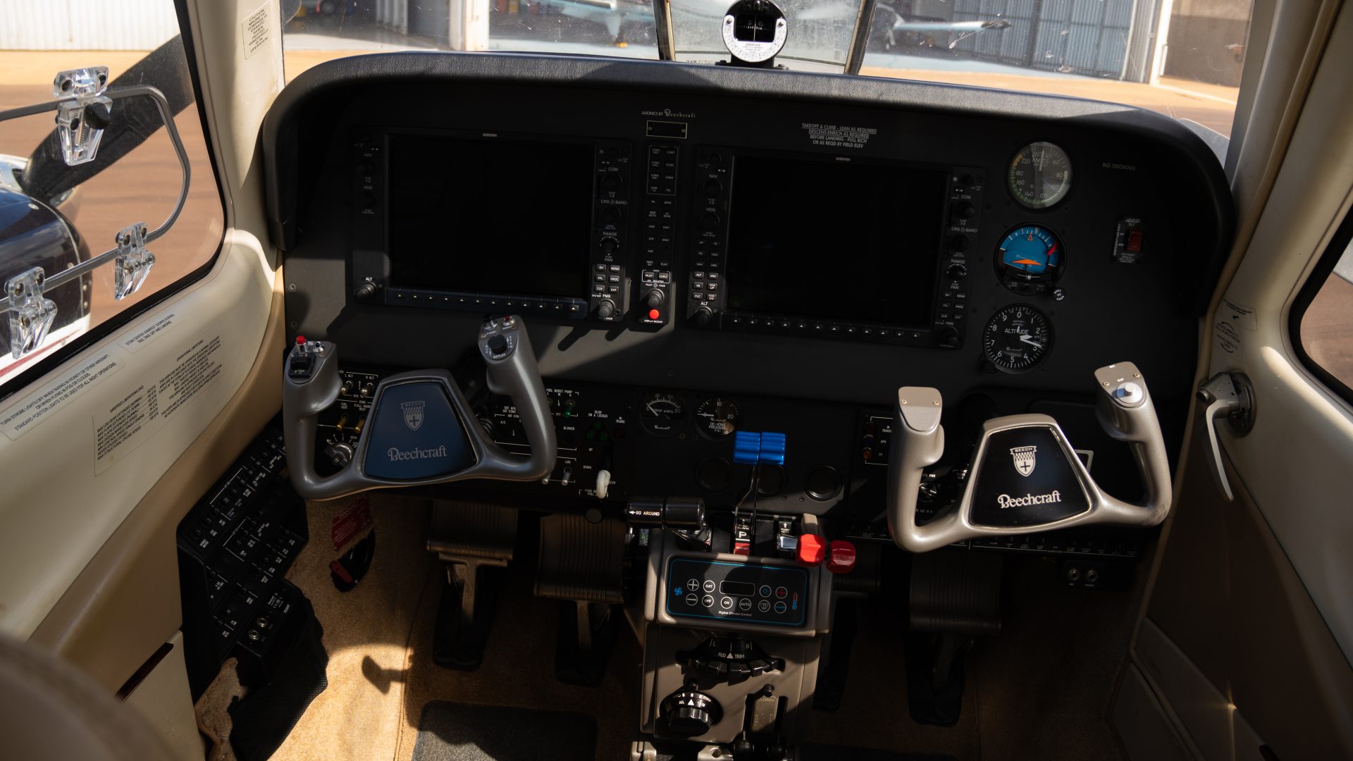 BEECHCRAFT BARON G58 2016