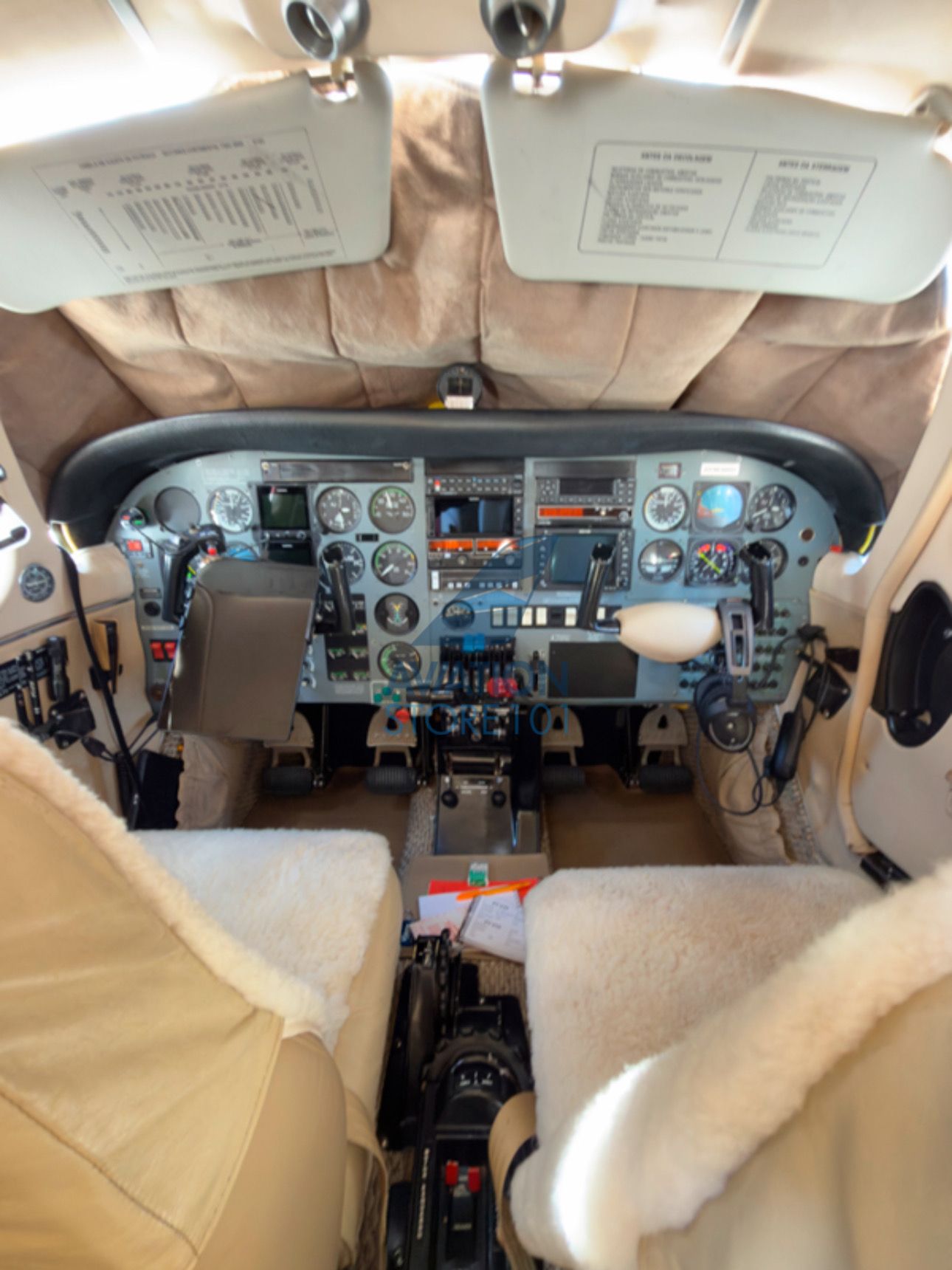 EMBRAER SENECA III EMB-810D 2000