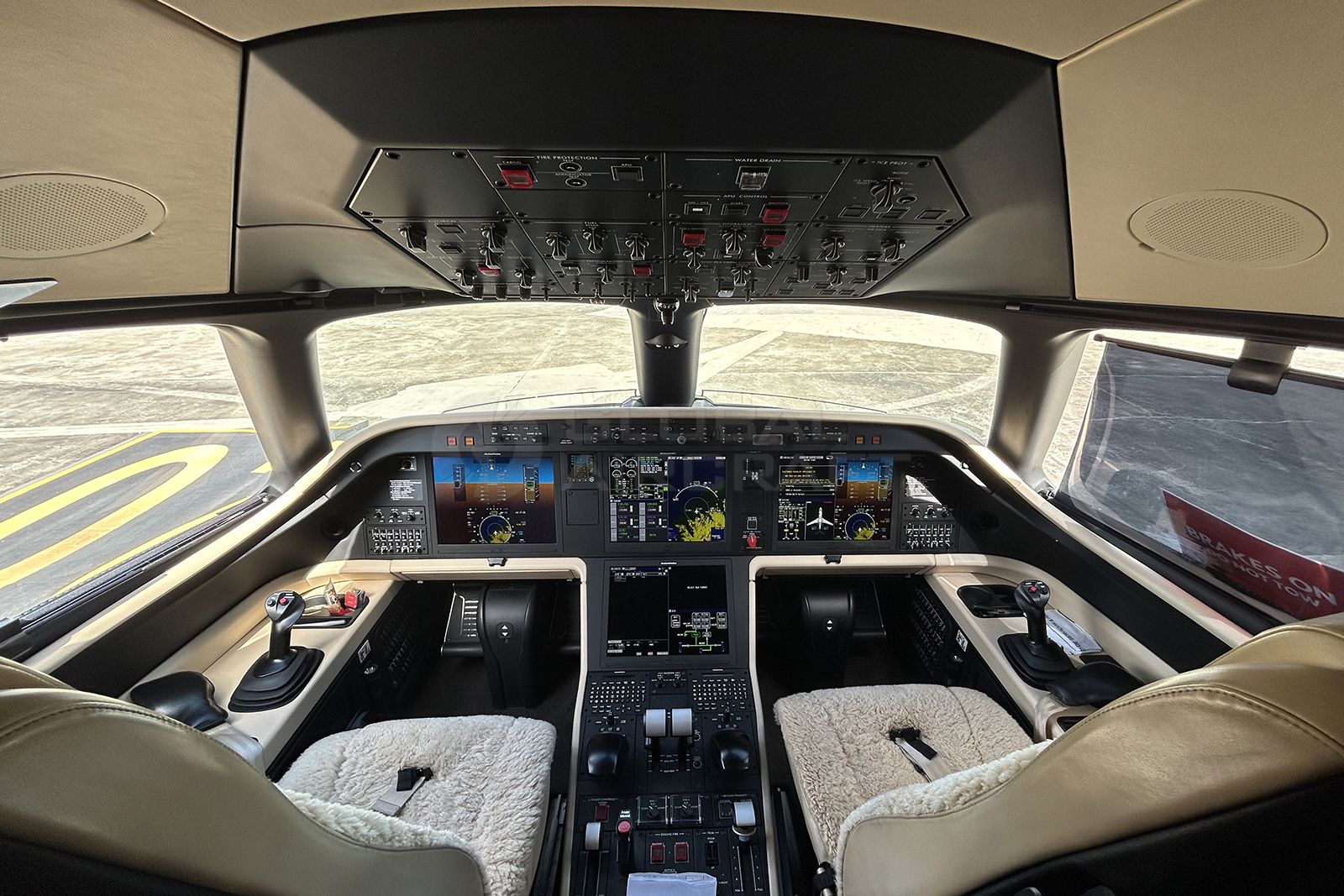 EMBRAER LEGACY 450 2018