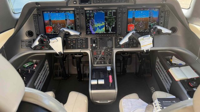 EMBRAER EMB-500 PHENOM 100 2012