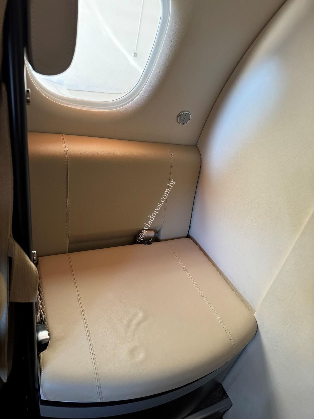 EMBRAER EMB-500 PHENOM 100 2011