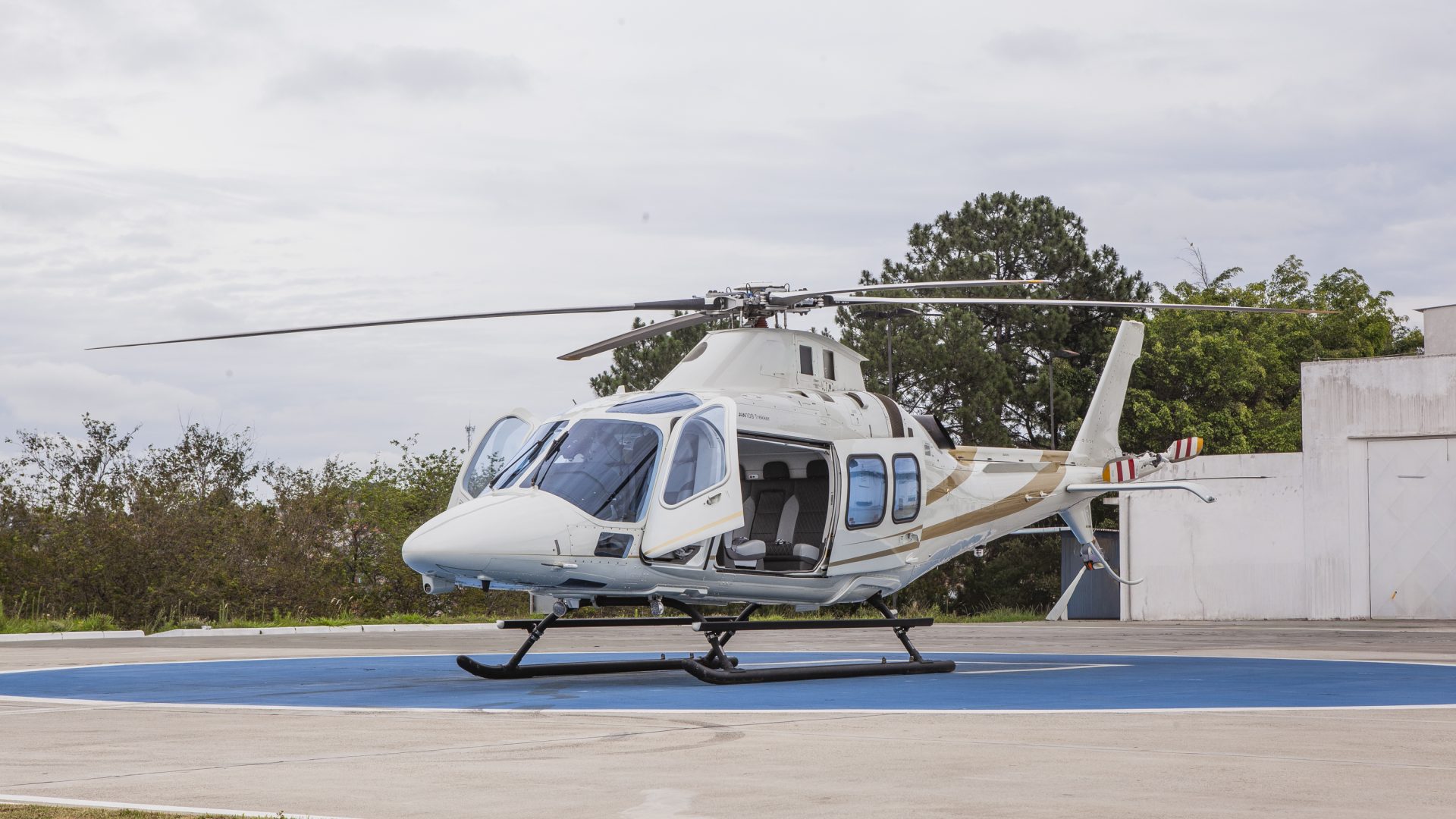 AGUSTA / LEONARDO A109 TREKKER 2024