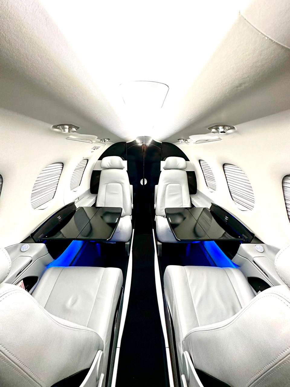 EMBRAER PHENOM 100 2010