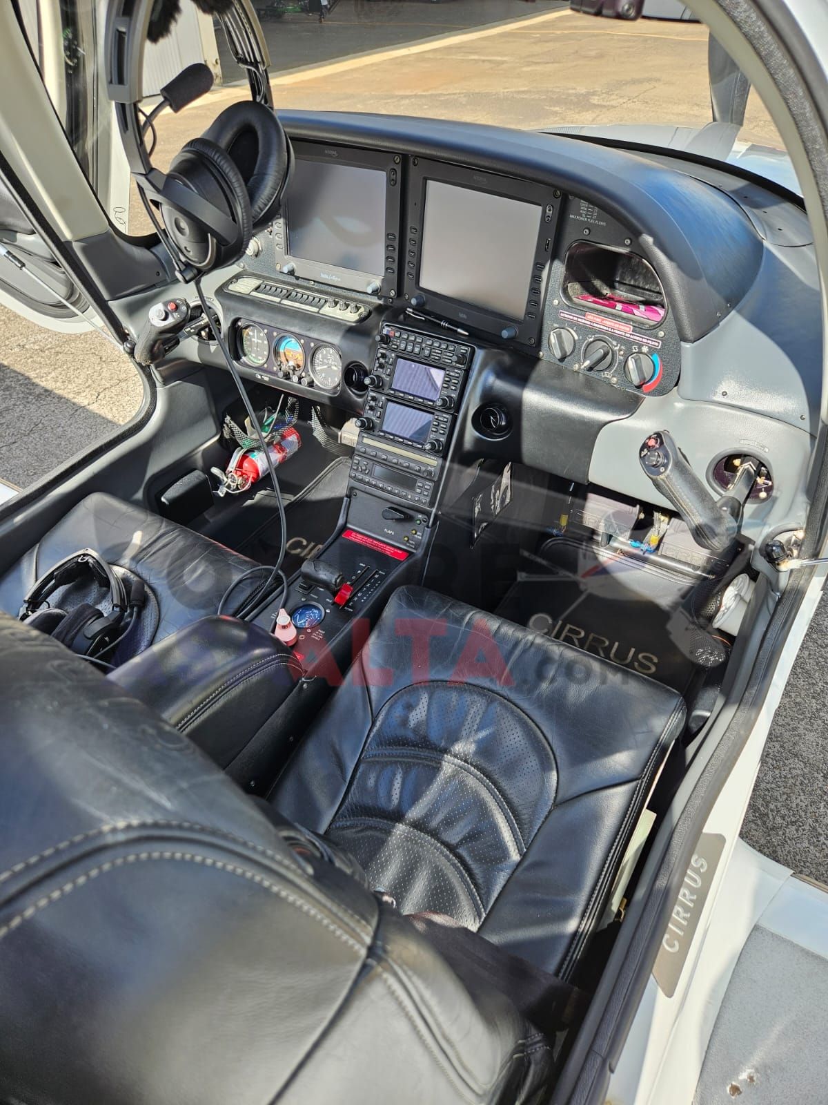 CIRRUS SR22 GTS 2007
