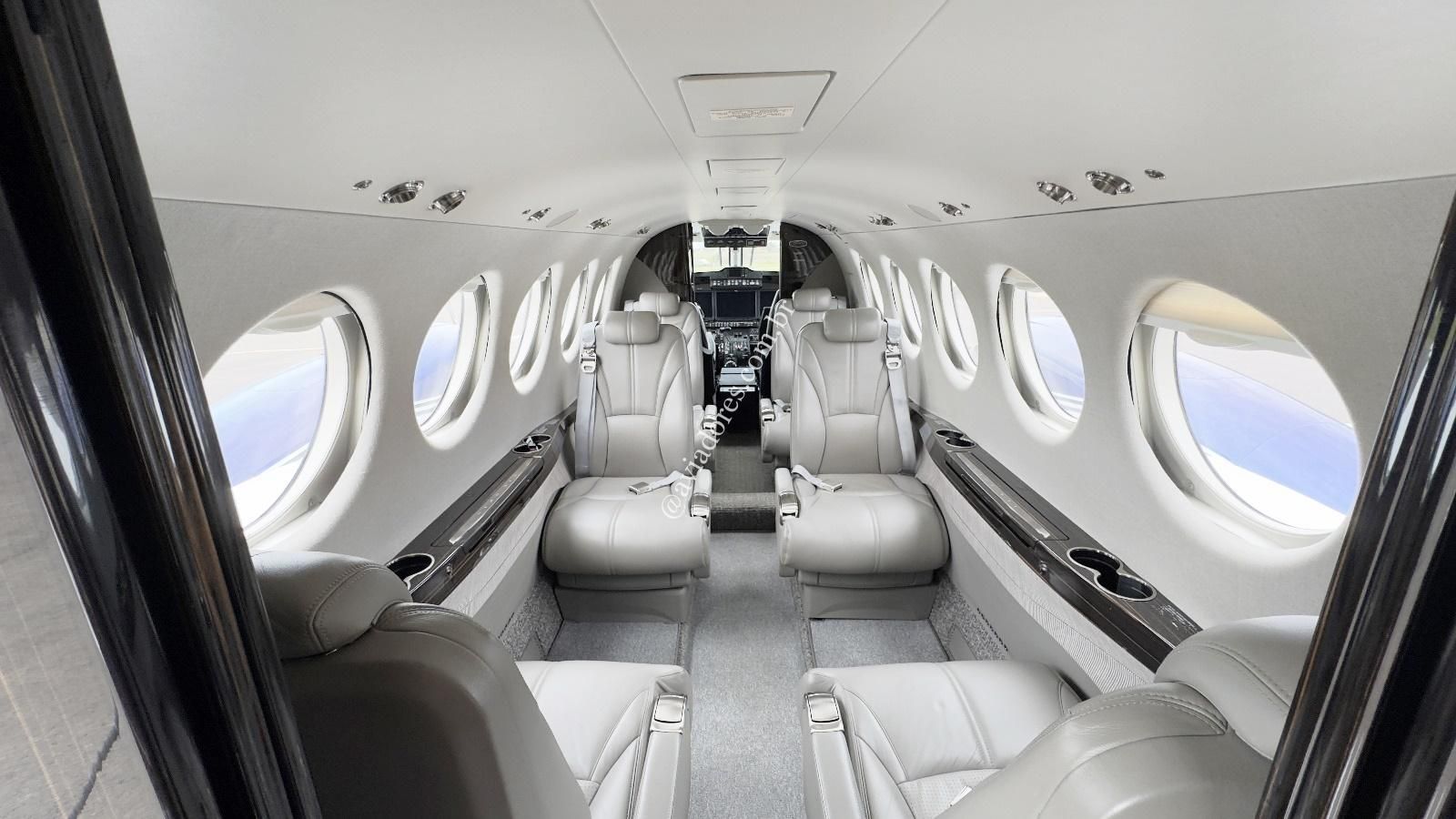 BEECHCRAFT KING AIR 260 2022