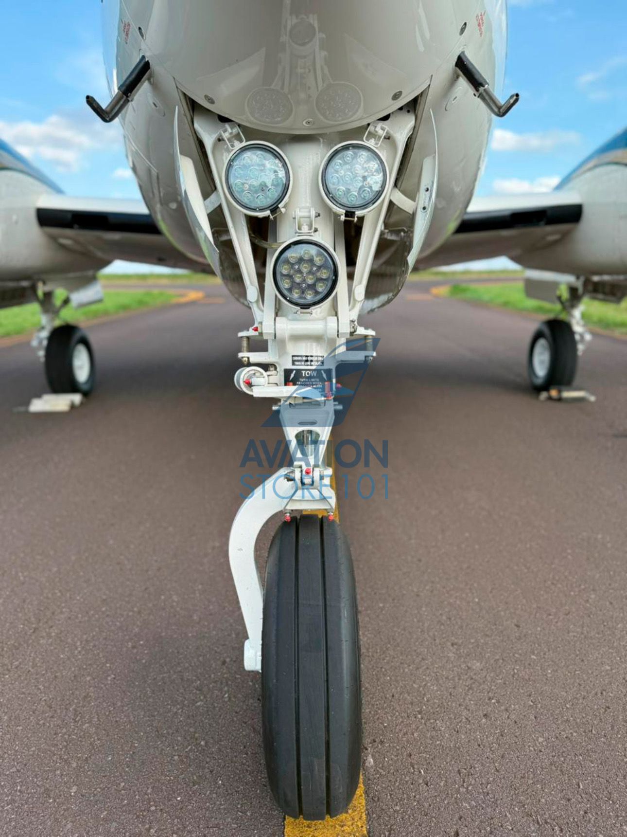 BEECHCRAFT KING AIR C90 BALCKHAWK 1988