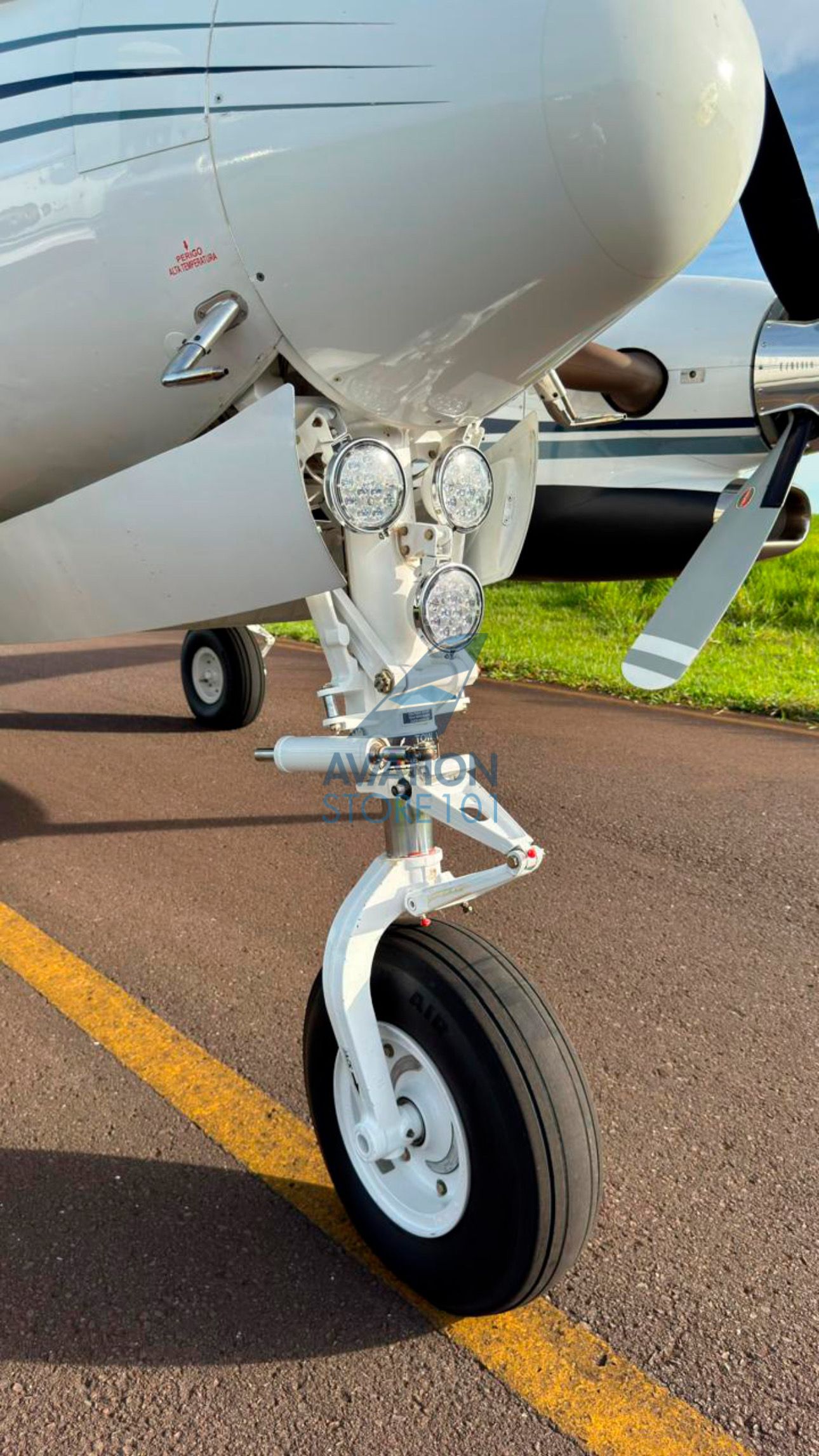 BEECHCRAFT KING AIR C90B 2002