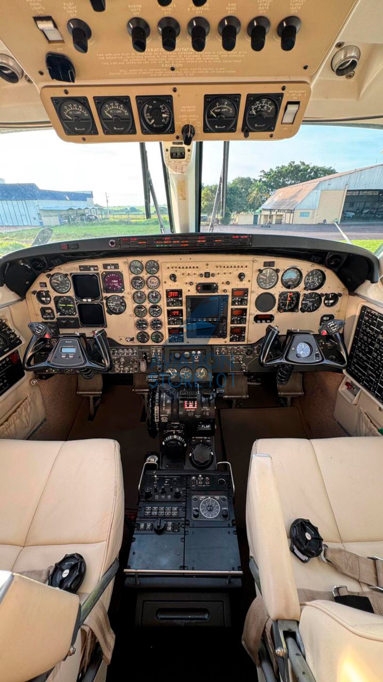 BEECHCRAFT KING AIR C90B 2002