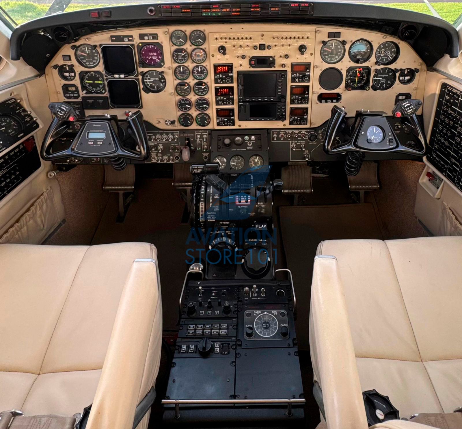 BEECHCRAFT KING AIR C90B 2002