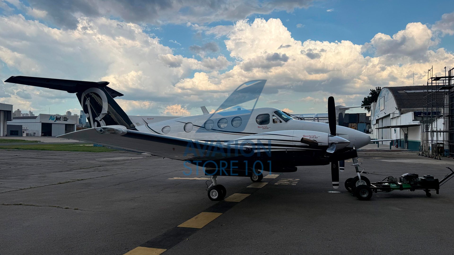 BEECHCRAFT KING AIR F90 BLACKHAW 1981
