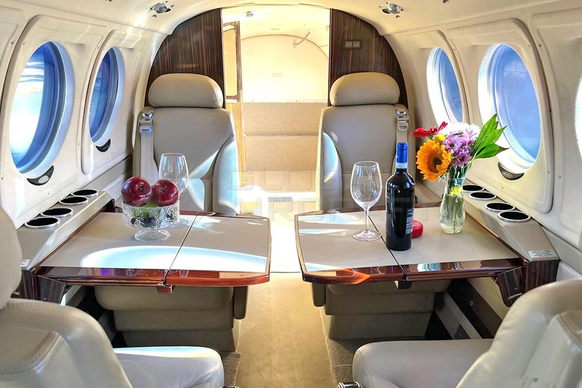 BEECHCRAFT KING AIR 250 2019