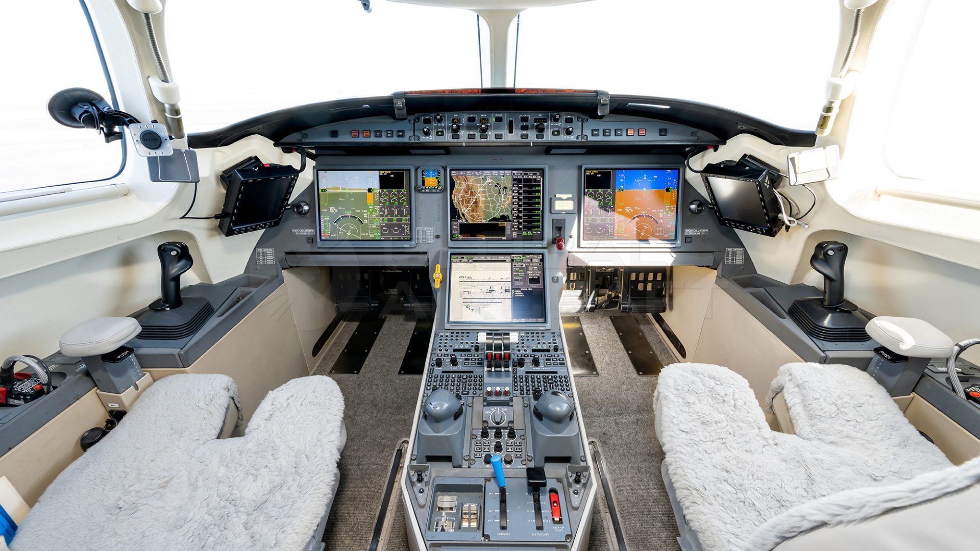 DASSAULT FALCON 7X 2012