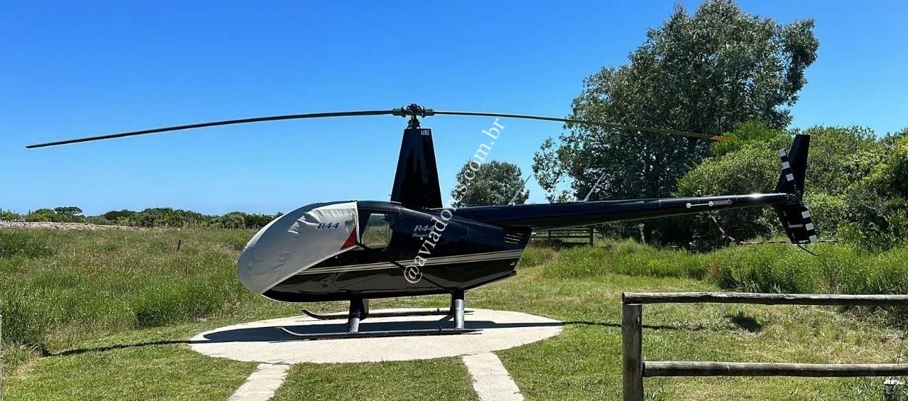 ROBINSON R44 RAVENS II 2013 FOB