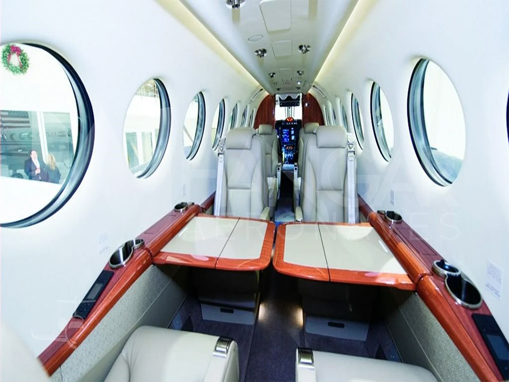 BEECHCRAFT KING AIR 350 2014