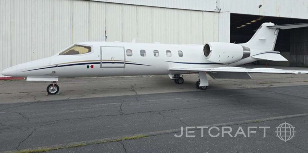 BOMBARIDER LEARJET 31A 1995