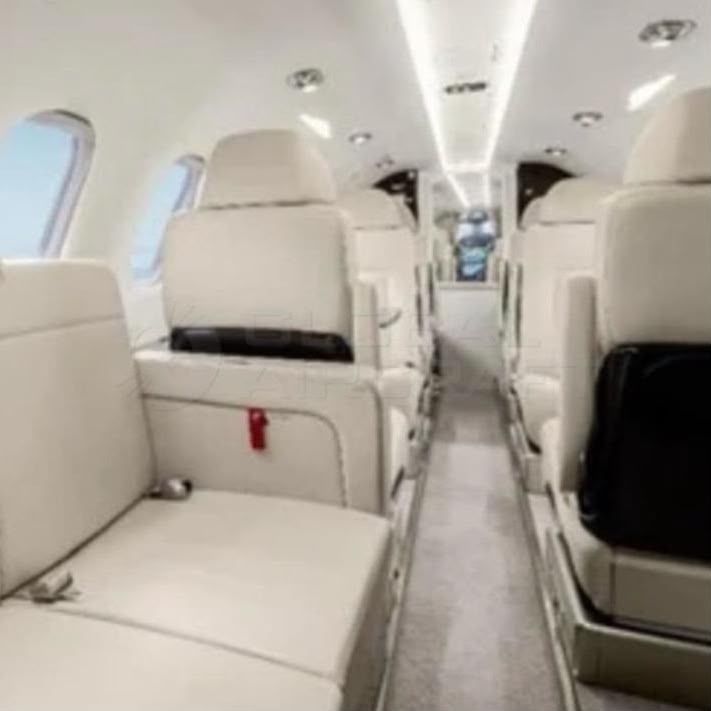 PHENOM 300 EMB-505 2014 — foto 2 de 3
