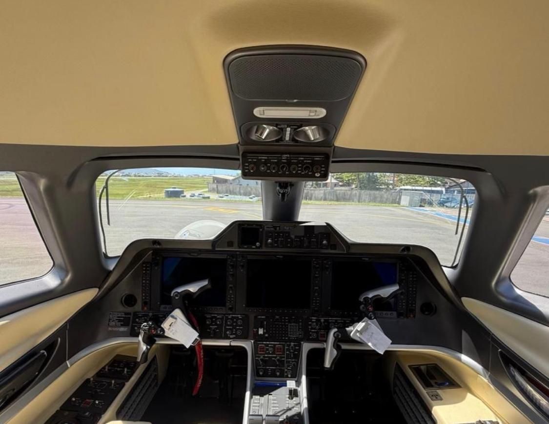 PHENOM 300 EMB-505 2010