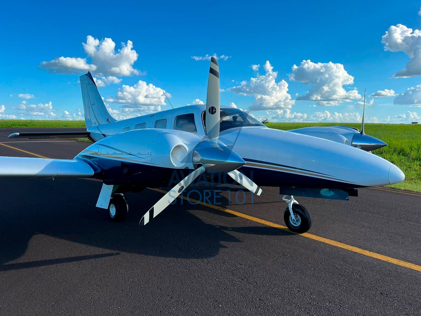 PIPER SENECA V PA-34-220T 1999