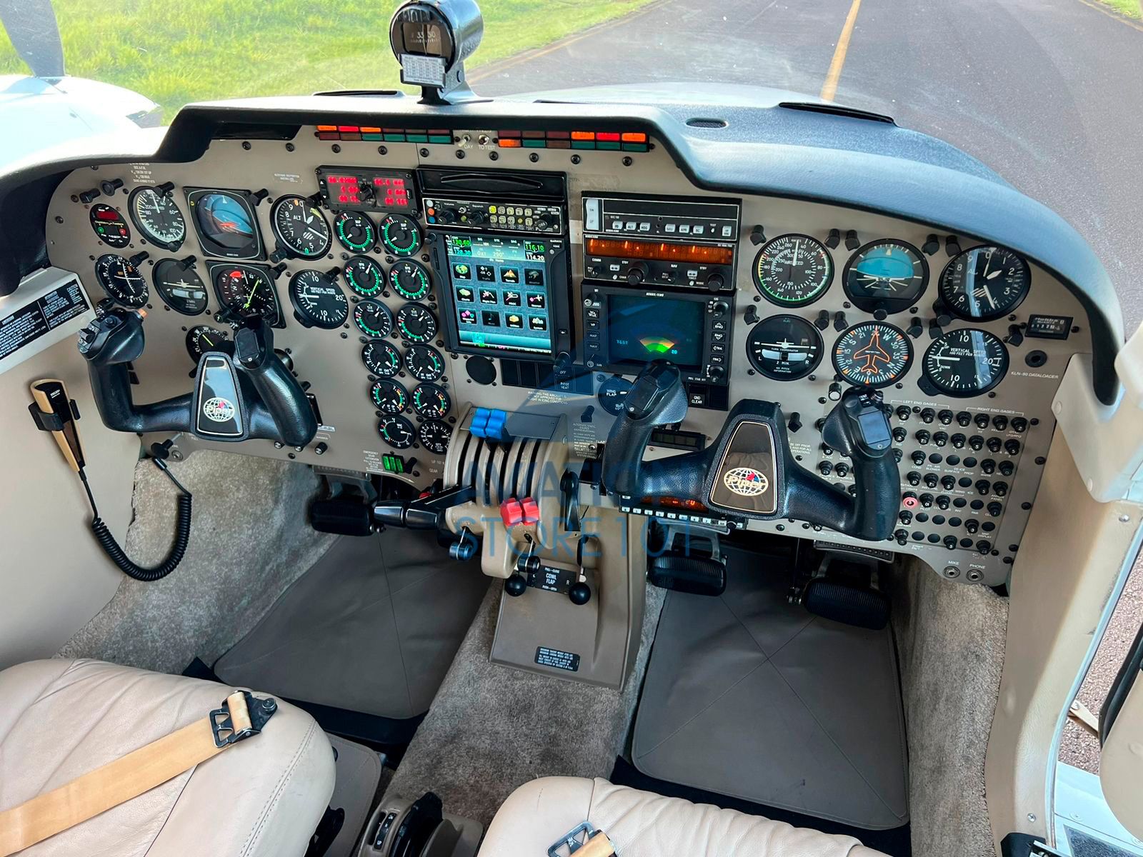 PIPER SENECA V PA-34-220T 1999