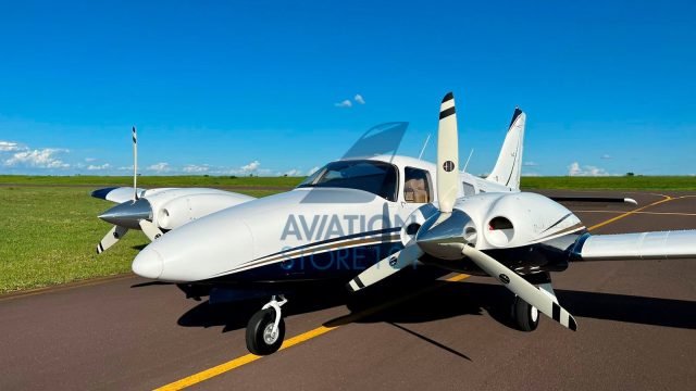 PIPER SENECA V PA-34-220T 1999