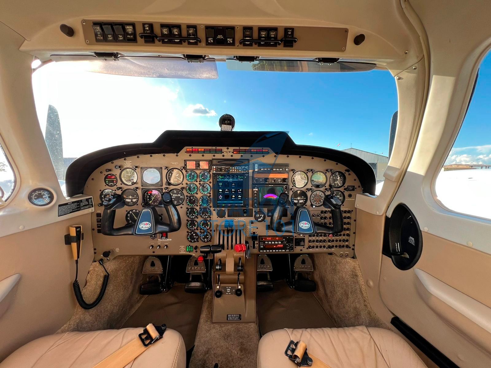 PIPER SENECA V PA-34-220T 1999