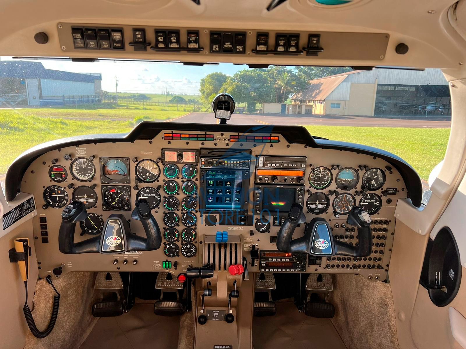 PIPER SENECA V PA-34-220T 1999