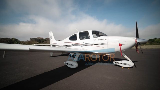 CIRRUS SR22 G3 GTS 2008