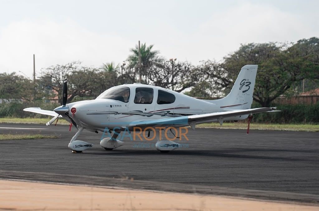 CIRRUS SR22 G3 GTS 2008