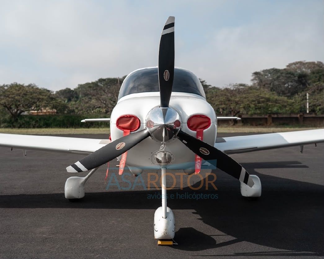 CIRRUS SR22 G3 GTS 2008
