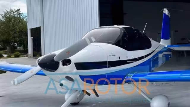 VANS RV-10 FLYER 2012