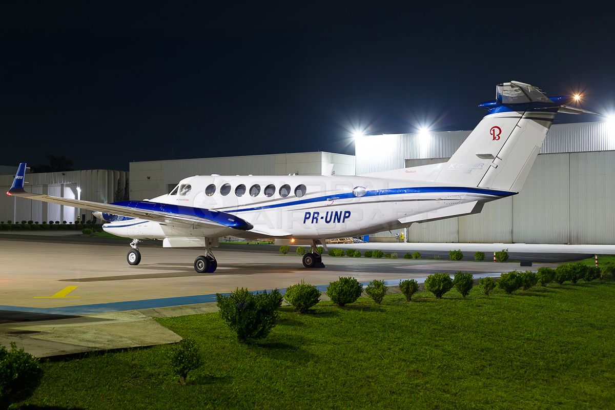 BEECHCRAFT KING AIR 350 1999