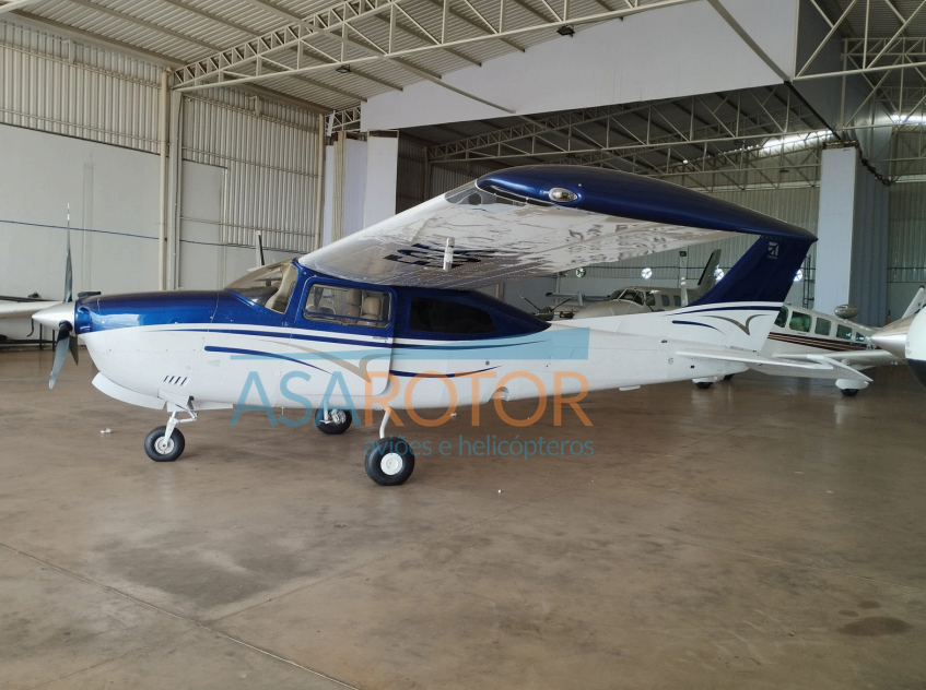 CESSNA 210K CENTURION 1971