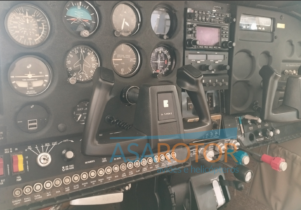 CESSNA 210K CENTURION 1971