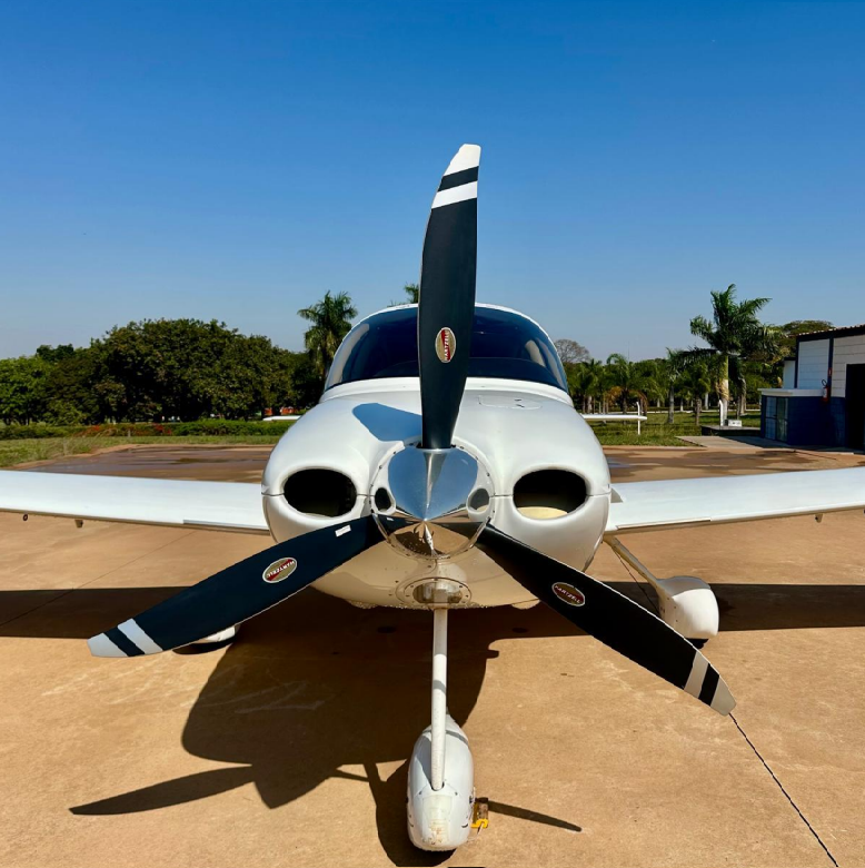 CIRRUS SR22 G3 GTS 2008