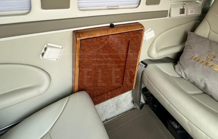 BEECHCRAFT BARON B58 1998