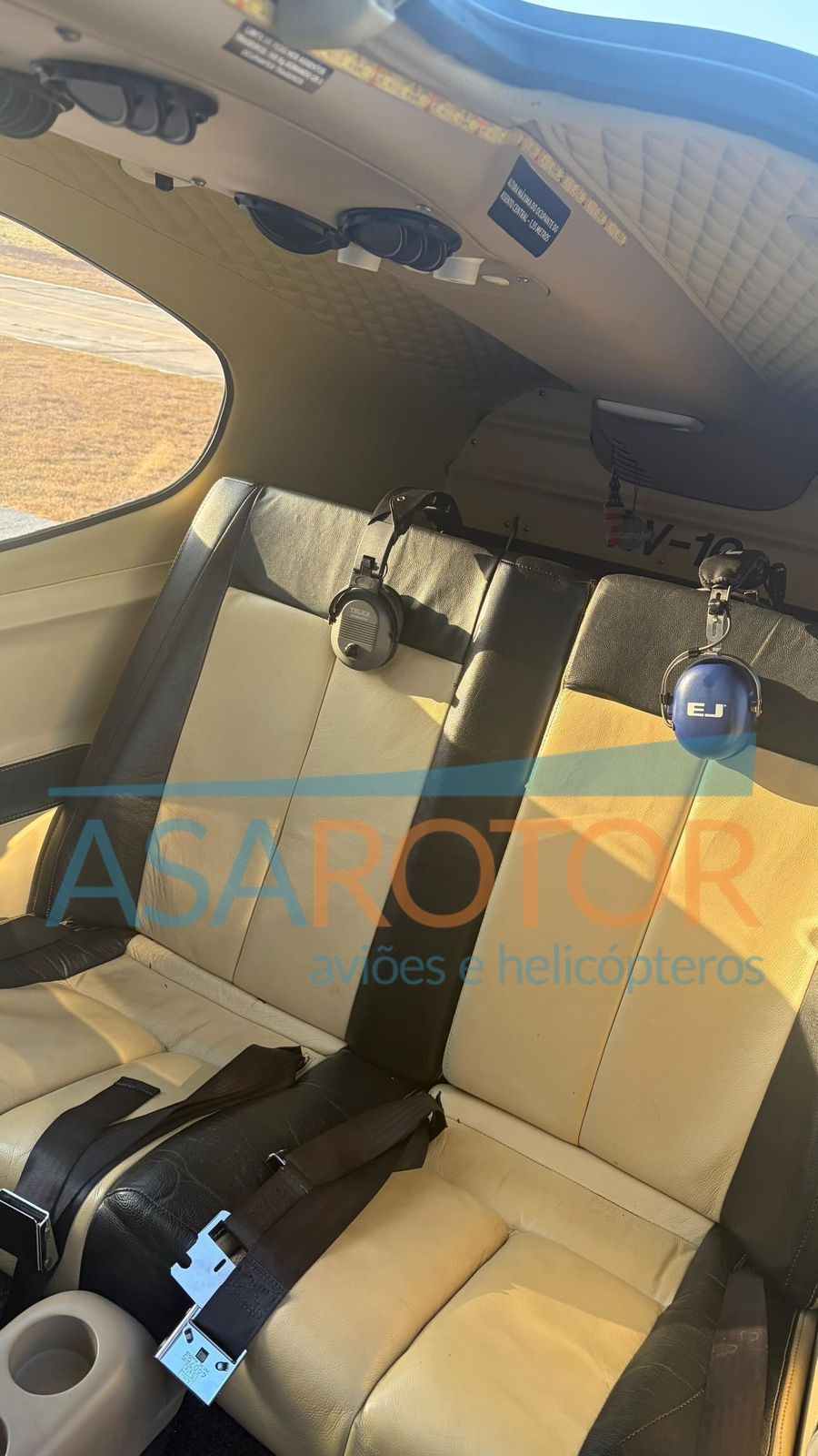 VANS RV-10 FLYER 2012