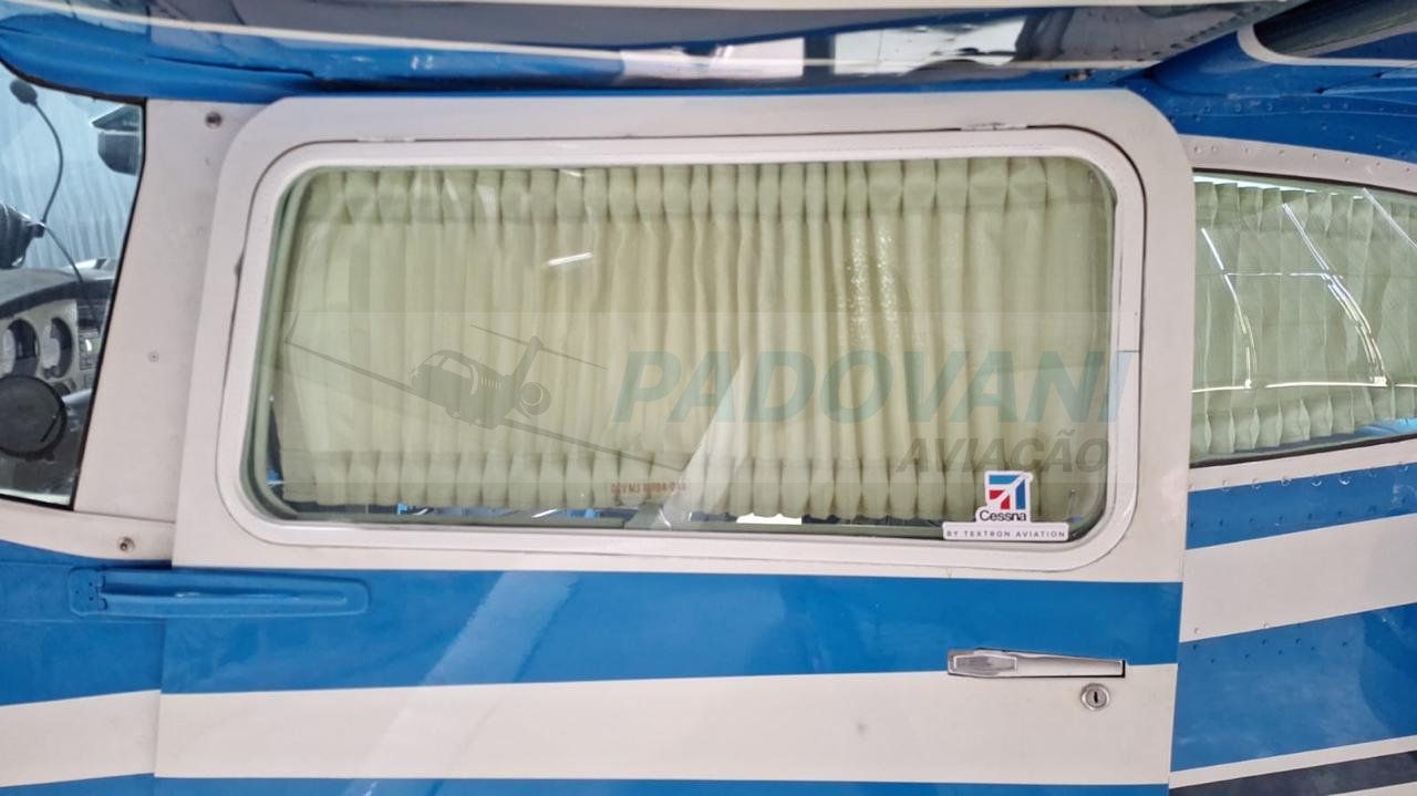 CESSNA 182P SKYLANE 1974