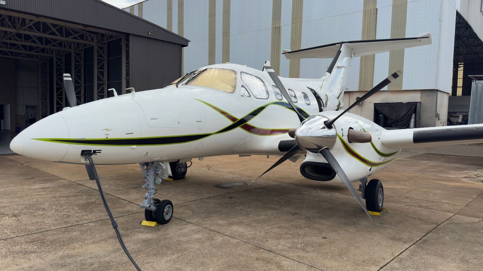 EMBRAER XINGU 2 1980