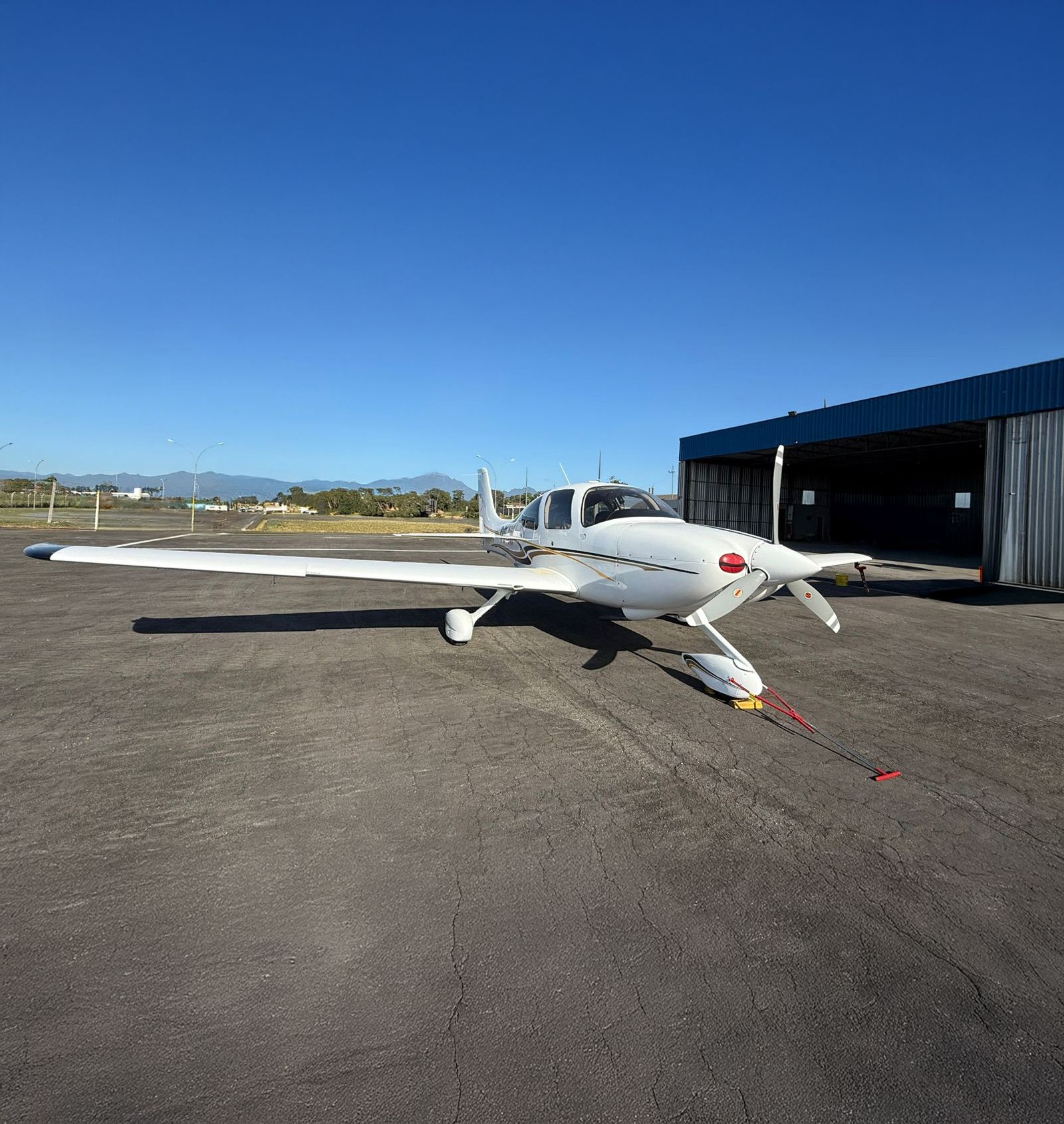 Cirrus SR20 G2 2005