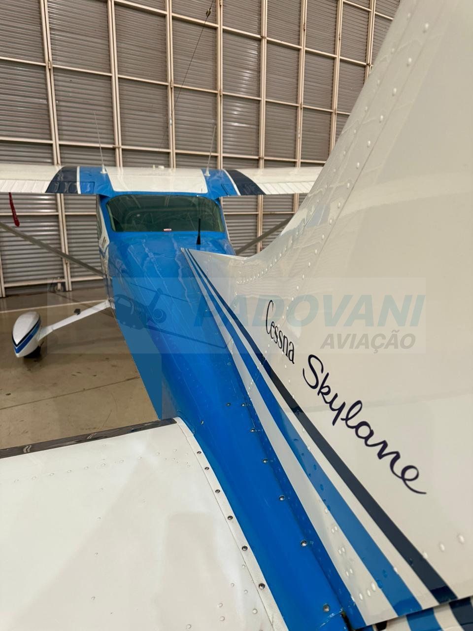 CESSNA 182P SKYLANE 1974