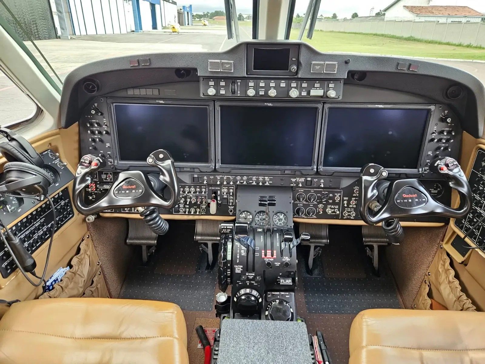 BEECHCRAFT KING AIR 350i 2019